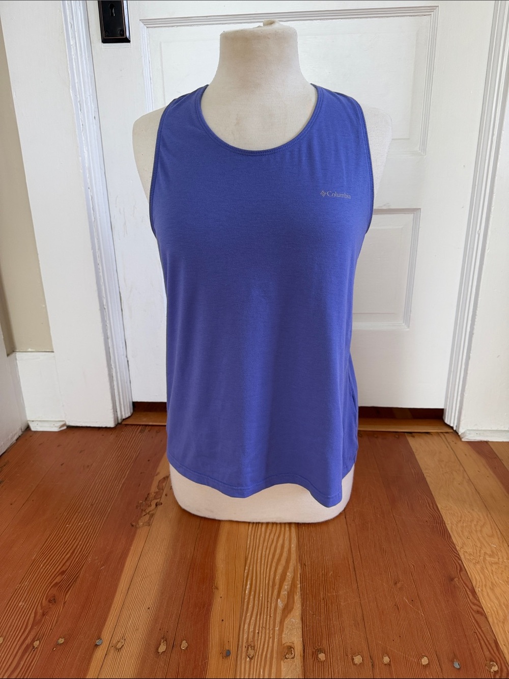 Columbia Cross Back Tank Top Medium‎